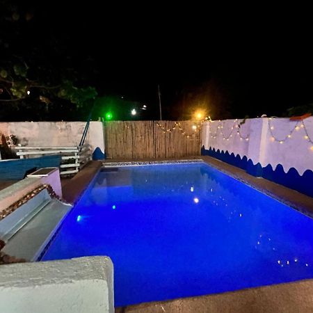 Casa Montemar Heights Корон Екстериор снимка